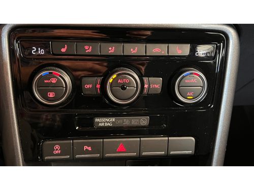 Volkswagen Beetle CABRIO TSI Beetle BMT SOUND UITVOERING PERFECTE STAAT 1 JAAR GARANTIE TOP